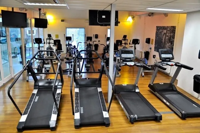 Cardiozone Club You Alblasserdam - loopbanden avond