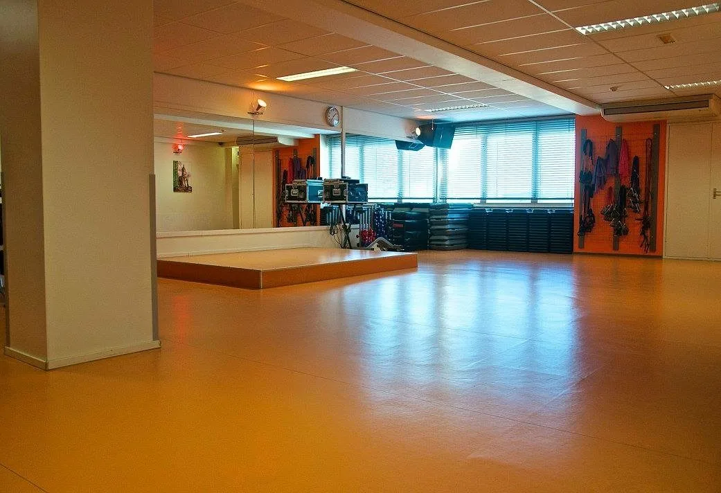 Groepsles zaal overzicht fitnesscentrum Club You Alblasserdam
