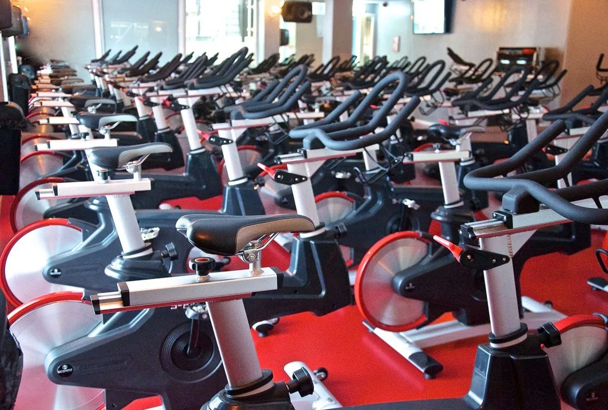 Club You Spinning Theater